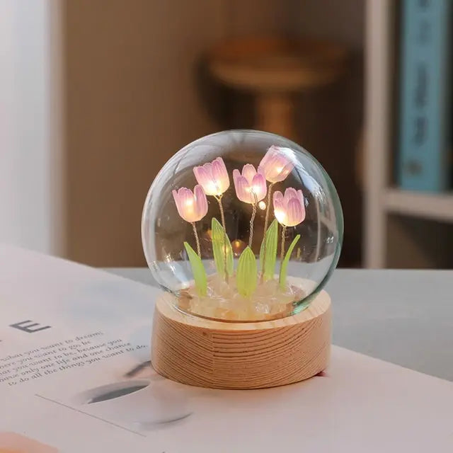 Tulip Twilight Charm Lamp