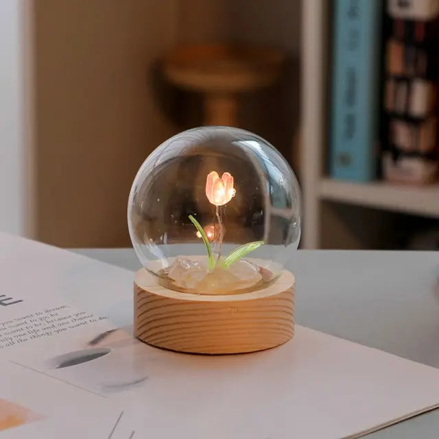 Tulip Twilight Charm Lamp