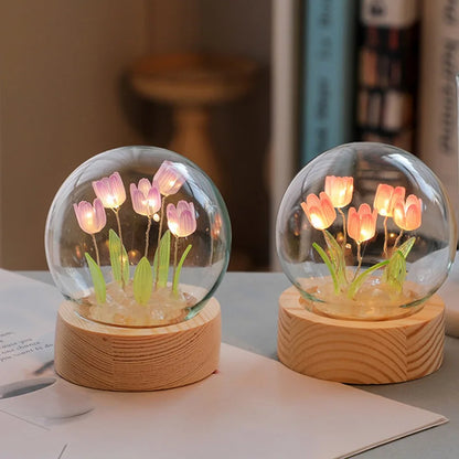 Tulip Twilight Charm Lamp